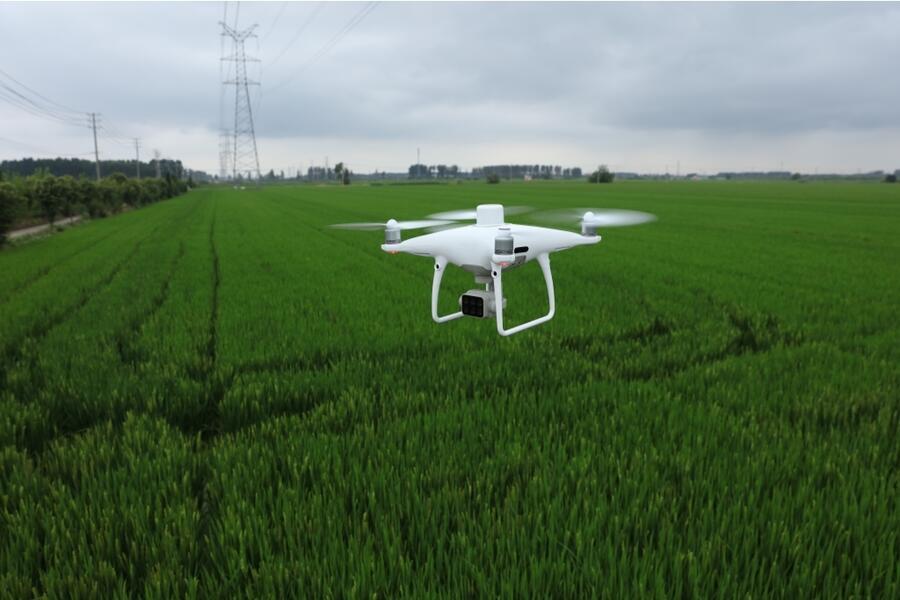 DJI Phantom 4 multispektrální