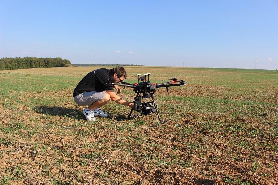 Zprovoznění dronu a zaškolení při předání