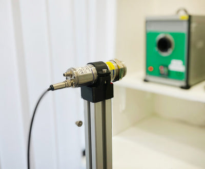 Vysokoteplotní kalibrace pyrometru (do 1475°C)