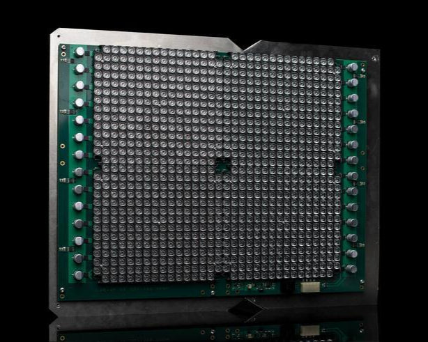 Vysokorychlostní světlo MultiLED L180/XF