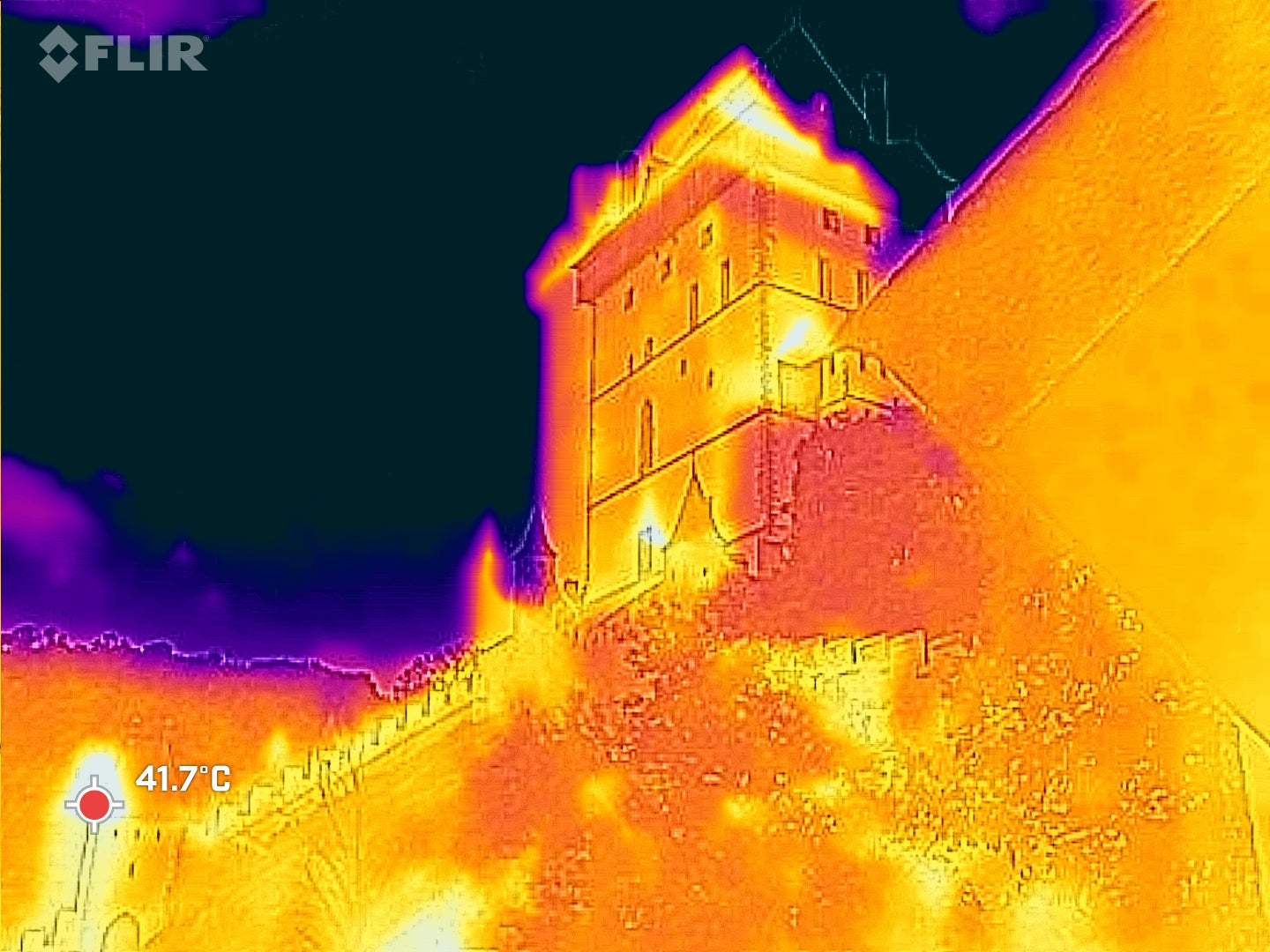 Mobilní termokamera FLIR ONE Pro - Apple iPhone (s iOS/Lightning)