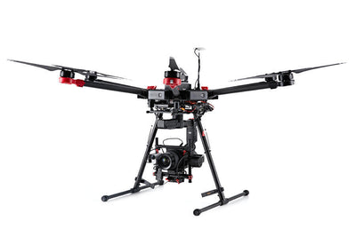 Dron DJI M600