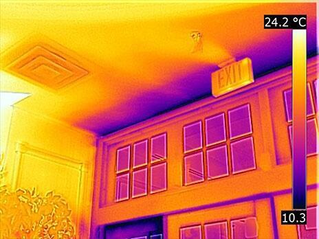 Termokamera FLIR T540 pro stavebnictví a průmysl