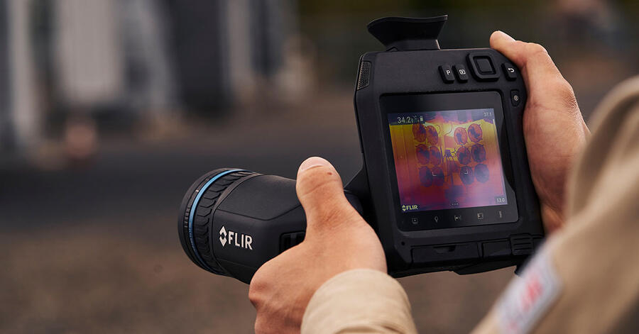 Termokamera FLIR T865 pro stavebnictví i průmysl